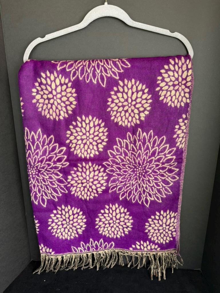 Nepalese Chrysanthemum Design Wool Shawl | 35" x 80" | Various Colors | Wool Blend - The Incense Stick