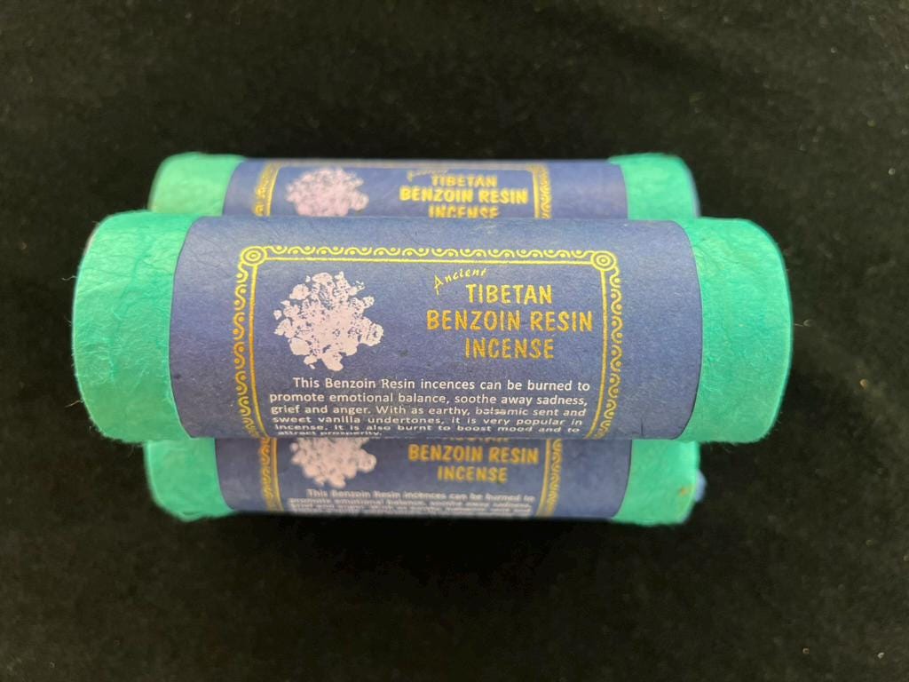 Ancient Tibetan Benzoin Resin incense | Tibetan Incense | 30 sticks | w/ Mini Incense Holder - The Incense Stick