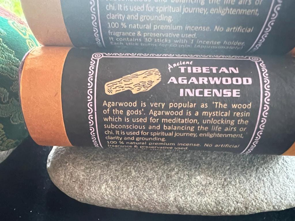 Ancient Tibetan Agarwood incense | Tibetan Incense | 30 sticks | w/ Mini Incense Holder - The Incense Stick