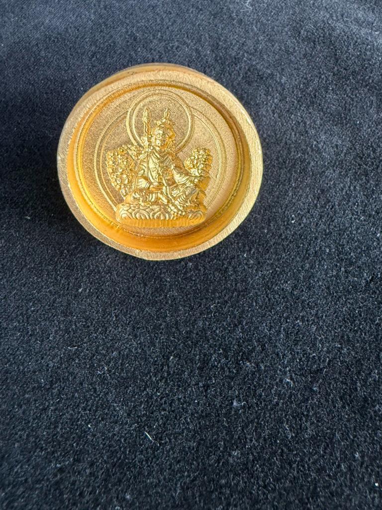Guru Rinpoche Mini Round Tsa Tsa Mold | Metal Alloy | Approx 1 1/2 Inches | Guru Padmasambhava - The Incense Stick