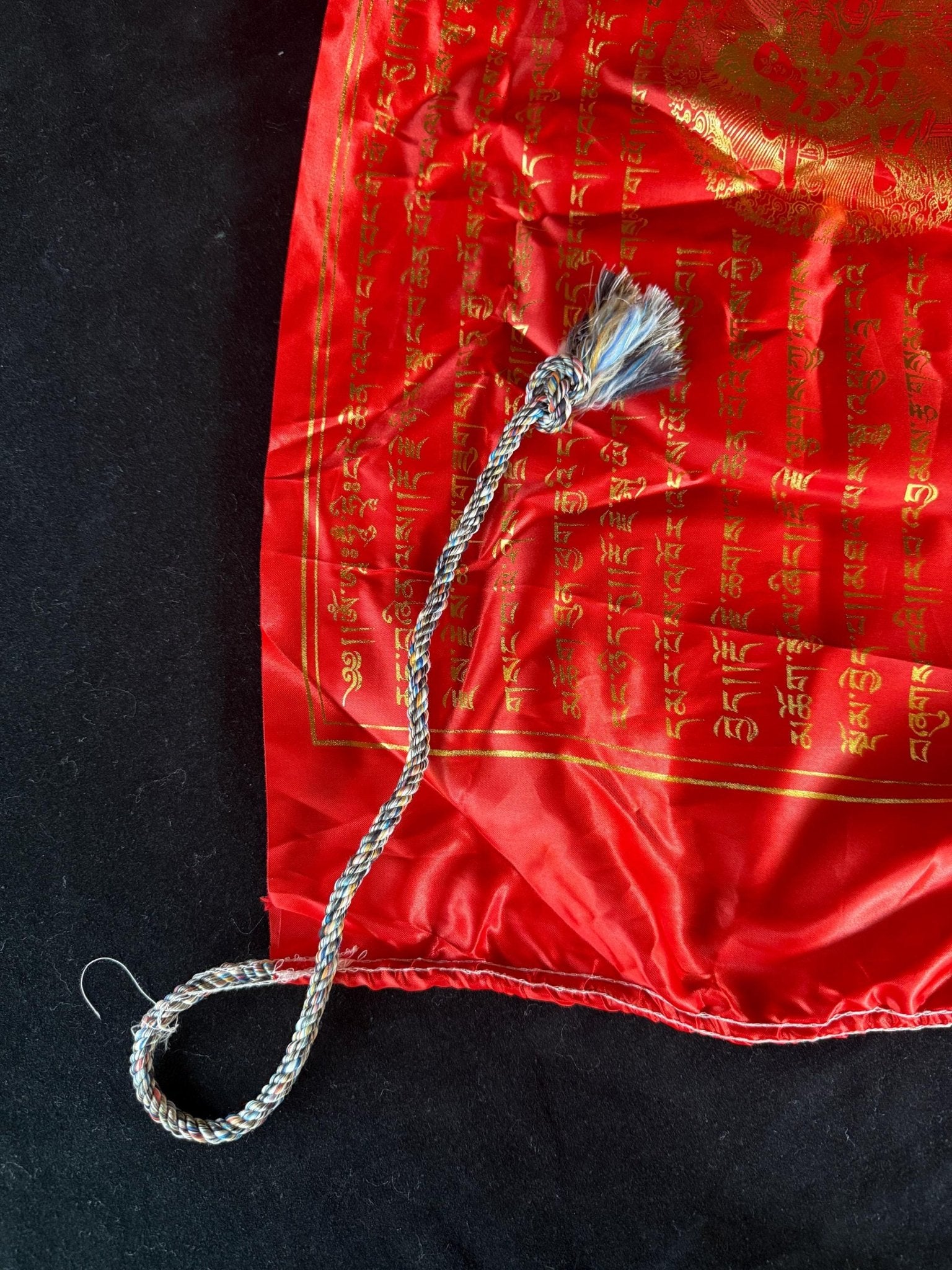 Huge Kurukulle TRIPLE Prayer Flag Banner |Great Cloud of Blessings| 28in x 60in | 1 single flag | Poly Silk | vertical flag | Wangdü Soldep - The Incense Stick