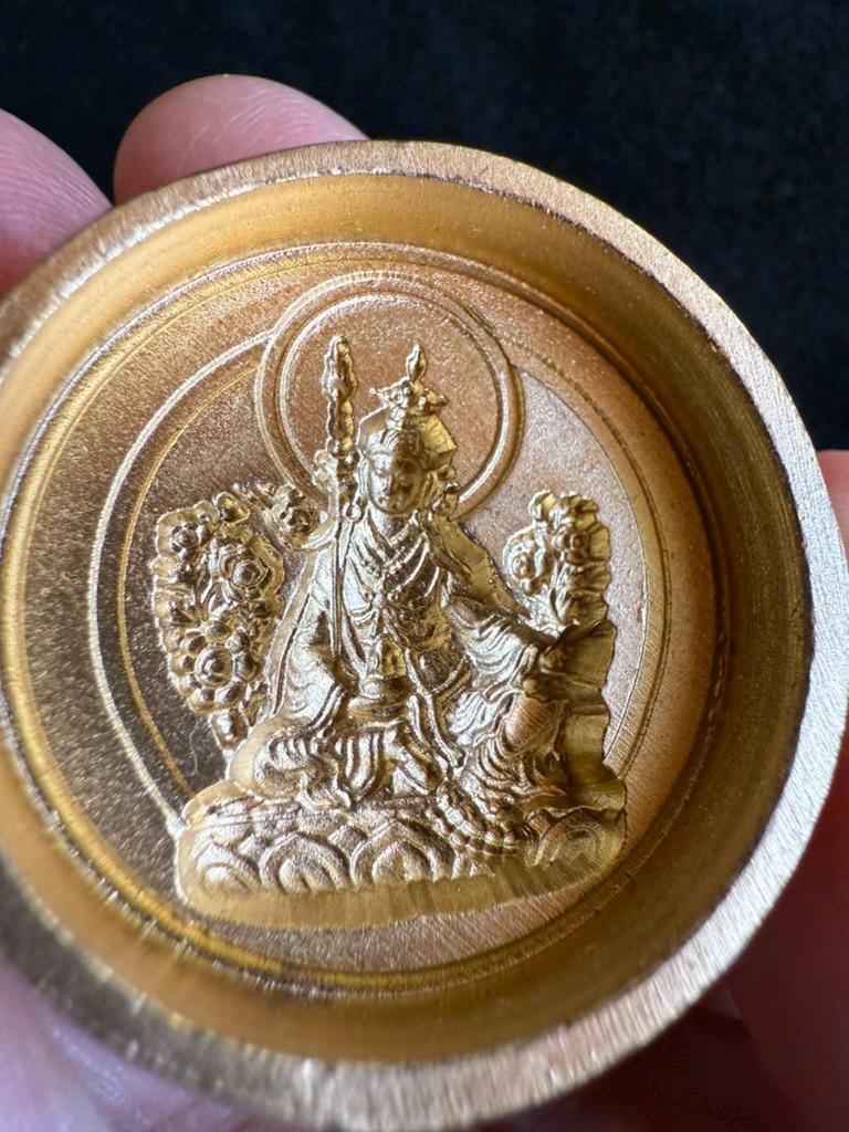 Guru Rinpoche Mini Round Tsa Tsa Mold | Metal Alloy | Approx 1 1/2 Inches | Guru Padmasambhava - The Incense Stick