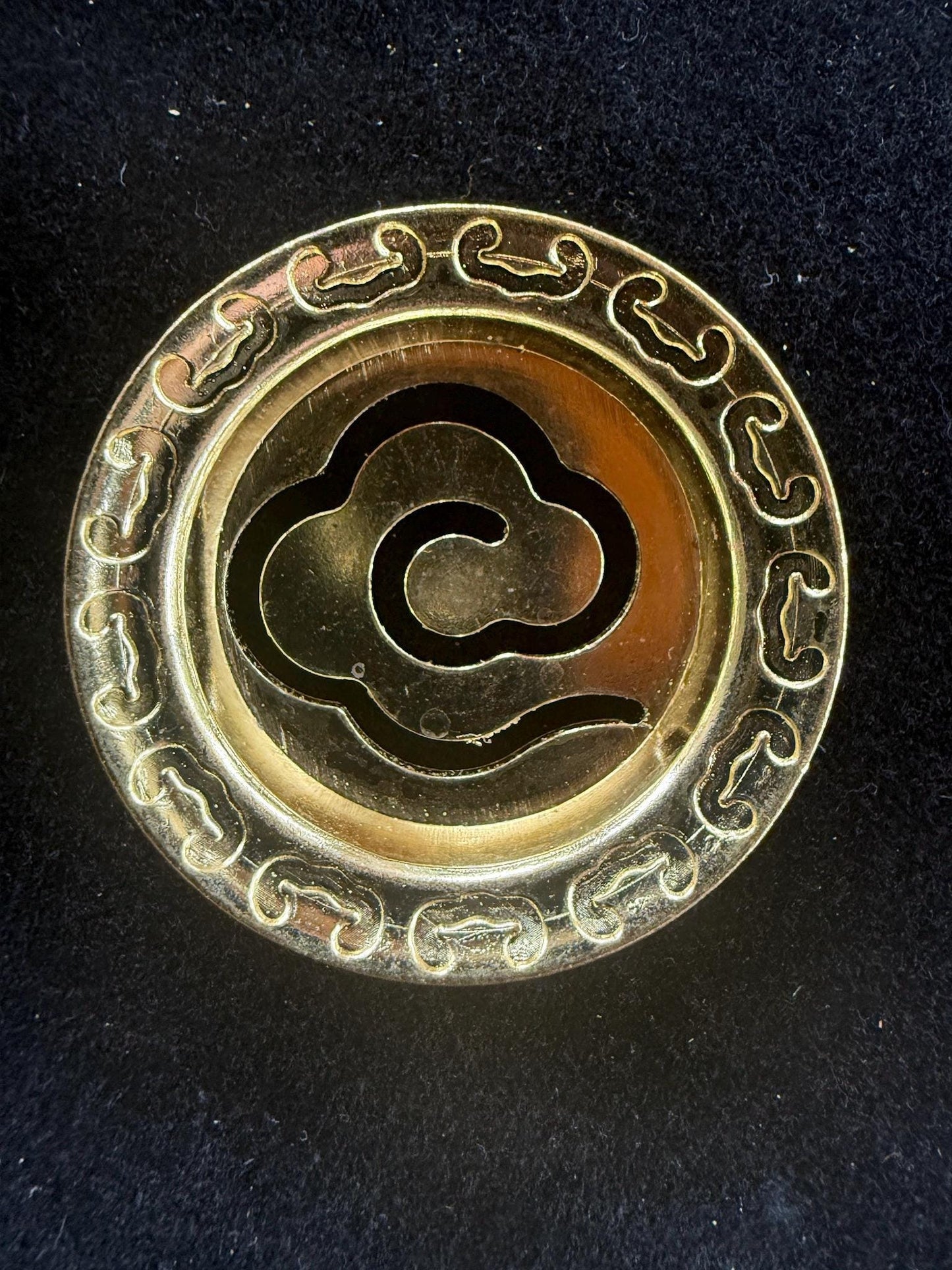 Mini Incense Seal Burner Set | Brass | Approx. 1.75 inches wide x 1.75 inches high | Incense Trails | Sample Ash and Incense Powder Included - The Incense Stick