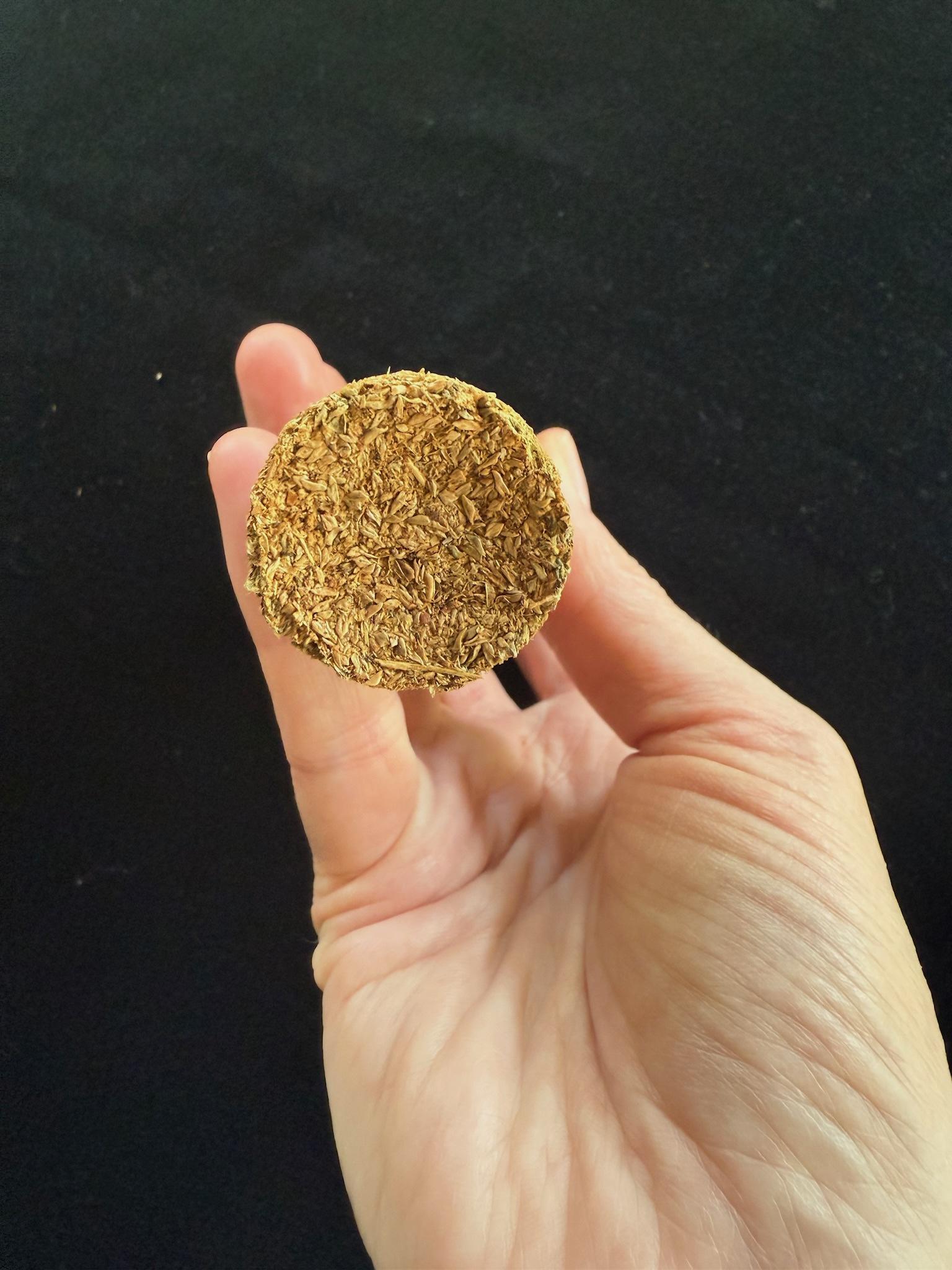 Cedar Incense Log | 1 log | 4" long | Natural | Convenient | Thuja sp. - The Incense Stick