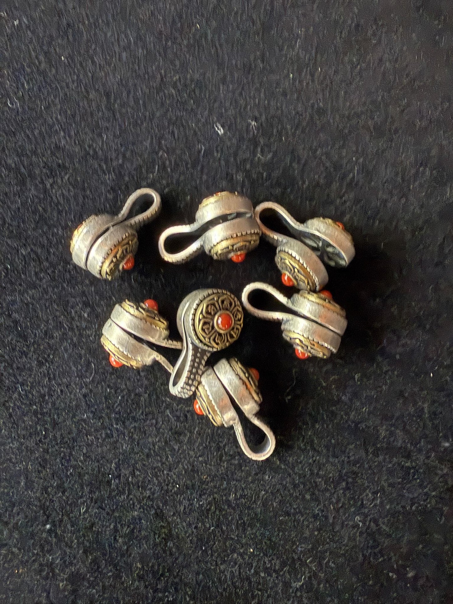 Om Mani Padme Hung Round Mala Counter | Metal | Approx 3/4in x 3/8in | Tibet | Mala Bum Counter | Chenrezig | 6 Syllable Mantra - The Incense Stick