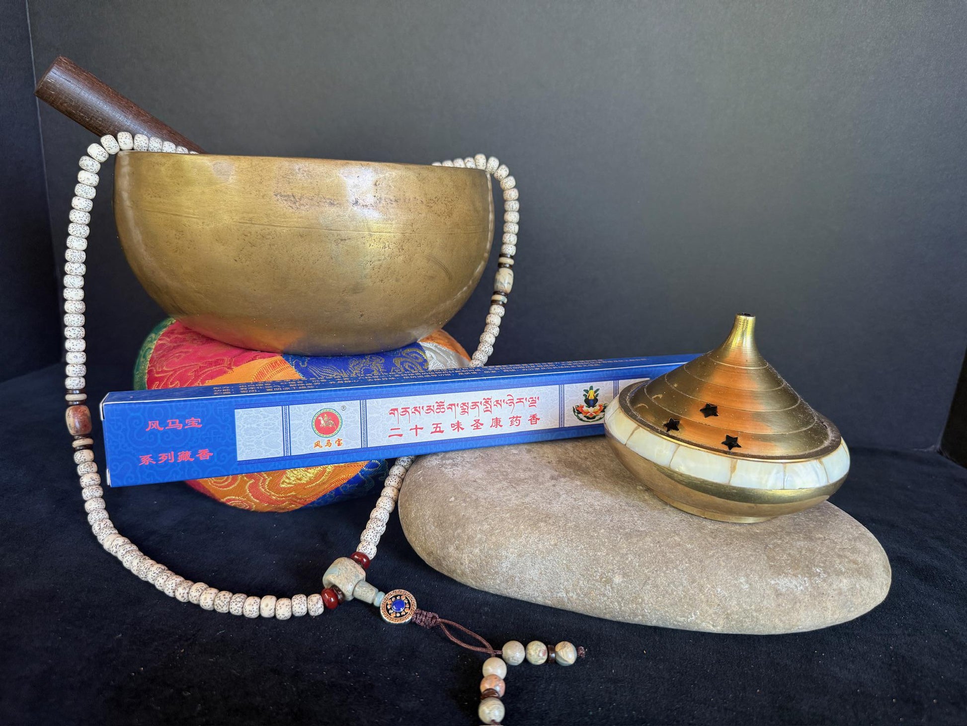 Supreme Place Medicinal 25 Incense | Tibet | 25 sticks | 10.5 inches long | Feng Ma Bao (Wind Horse Treasure) - The Incense Stick