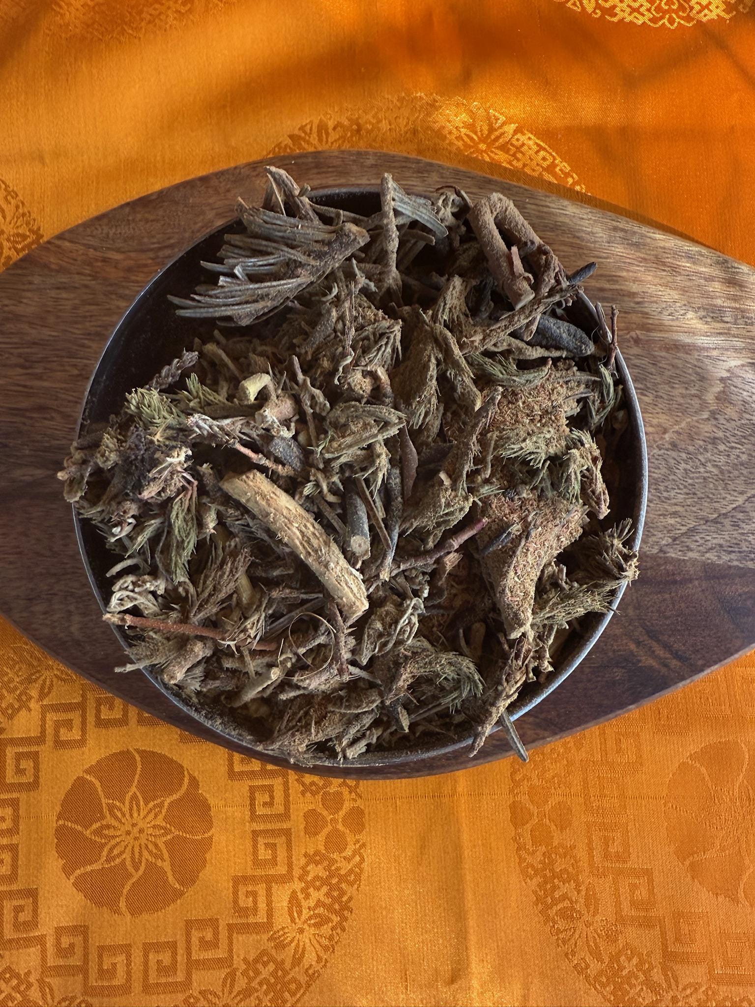 Nomadic Sang from the Mountains of Bhutan | Bhutanese Incense | Loose Incense | 500 grams | Bhutan Jewel Incense House - The Incense Stick