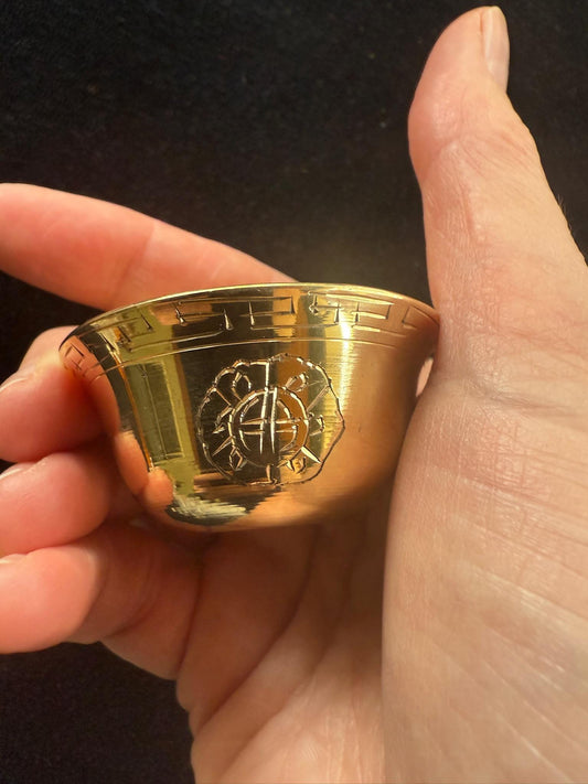 Tiny Tibetan Buddhist Water Offering Bowls | Nepal | 1.2 inches | Brass | Set of 7 - The Incense Stick