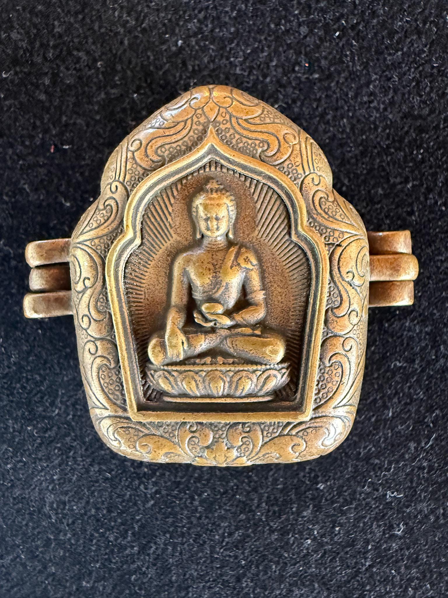 Buddha Gau Amulet Box | Approx 1.5 inches long x 1 inches wide | Tibet | Ghau