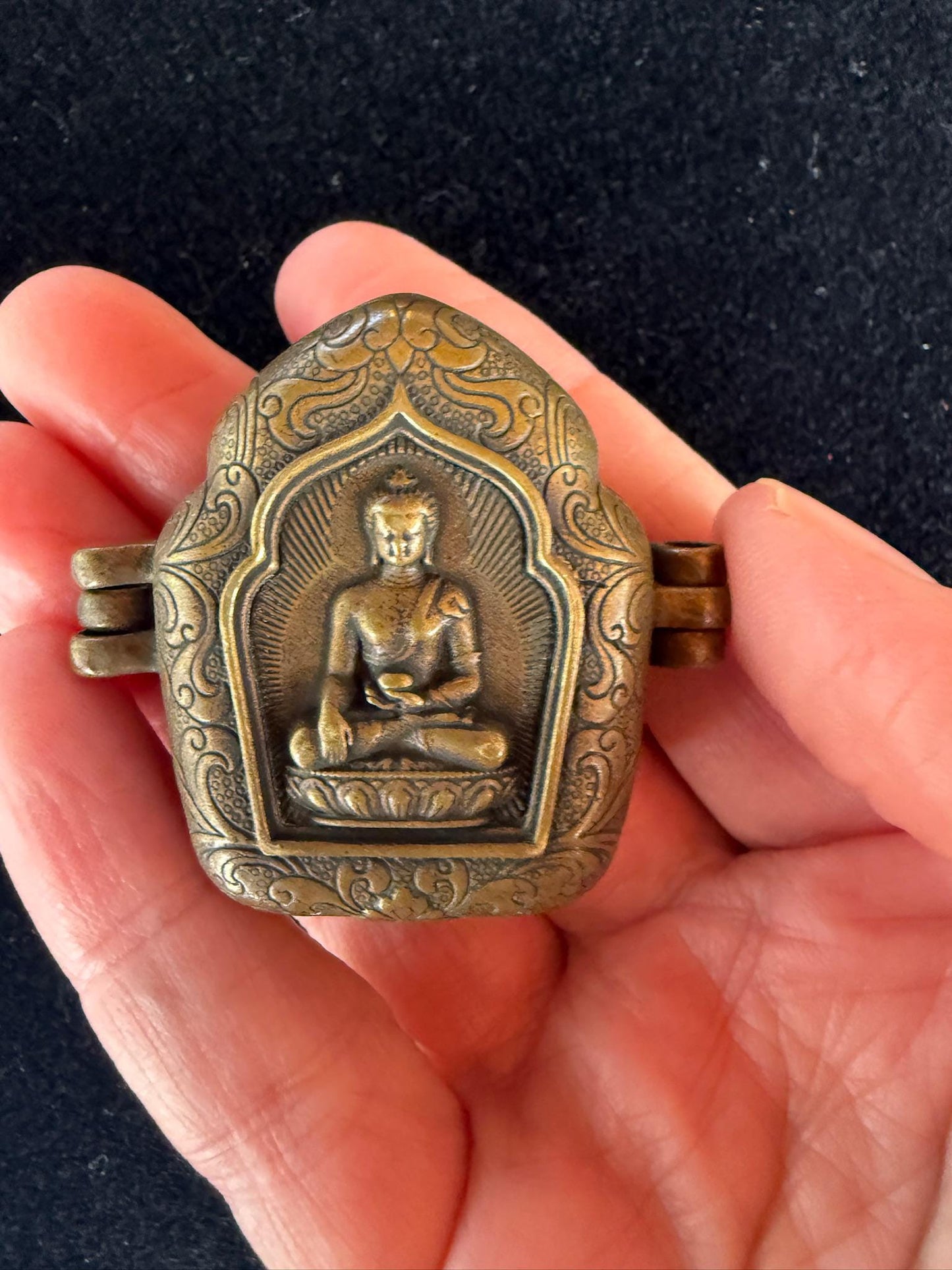Buddha Gau Amulet Box | Approx 1.5 inches long x 1 inches wide | Tibet | Ghau