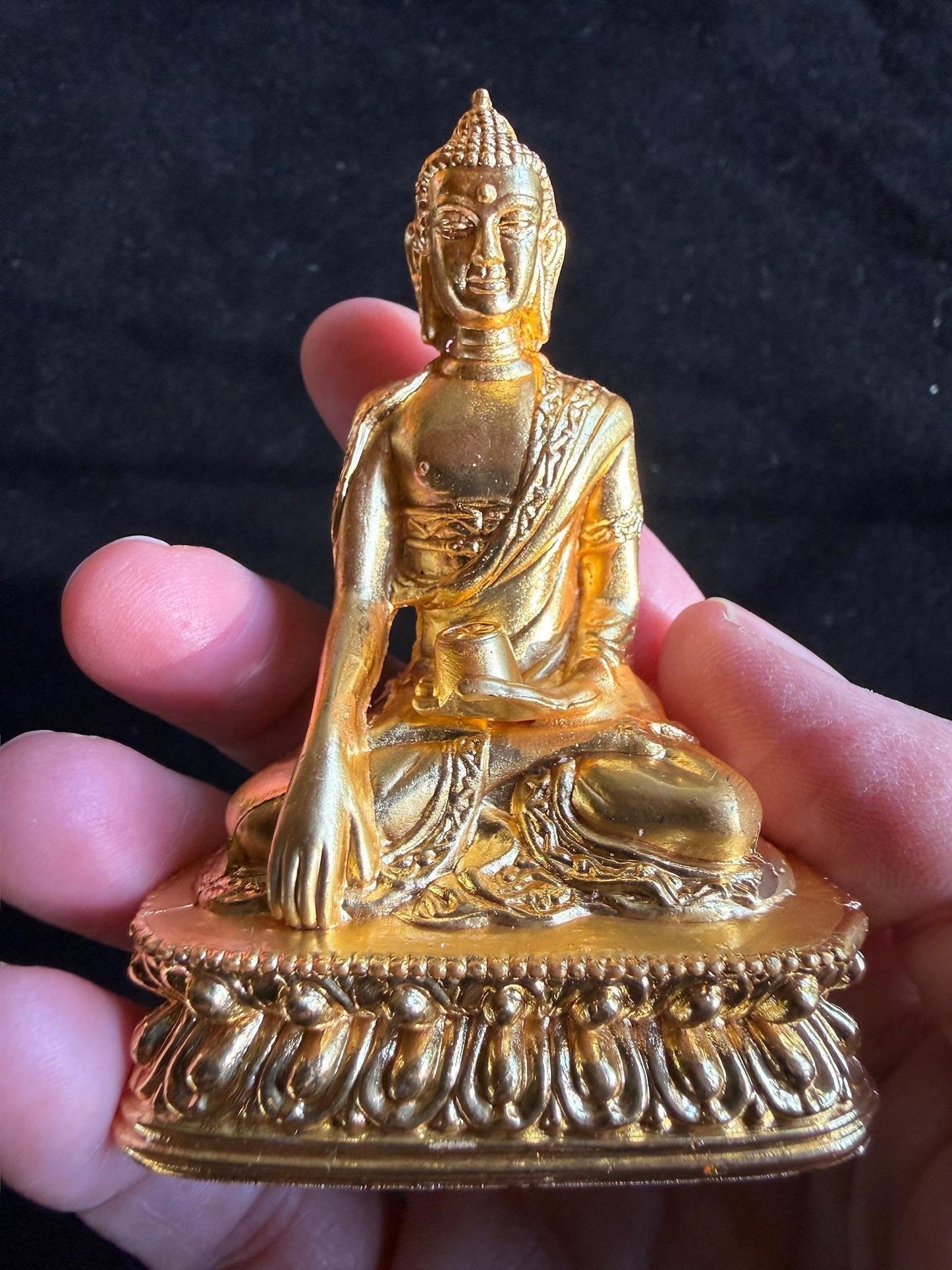 Medium Buddha Shakyamuni Statue | 3 inches