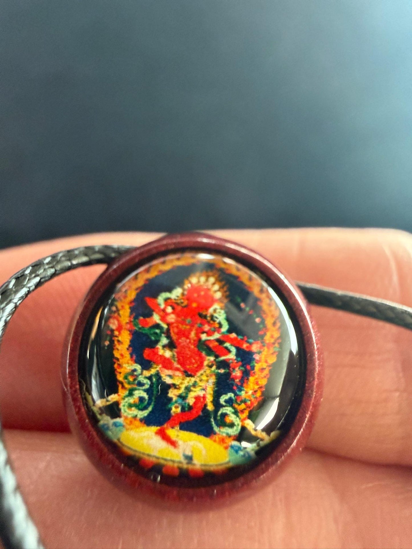 Kurukulle Glass Bead Pendant | 1 bead with cord | Glass | 15mm diameter | Dakini