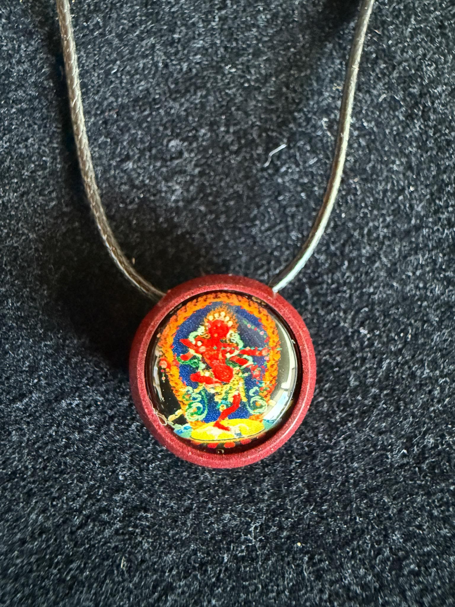 Kurukulle Glass Bead Pendant | 1 bead with cord | Glass | 15mm diameter | Dakini