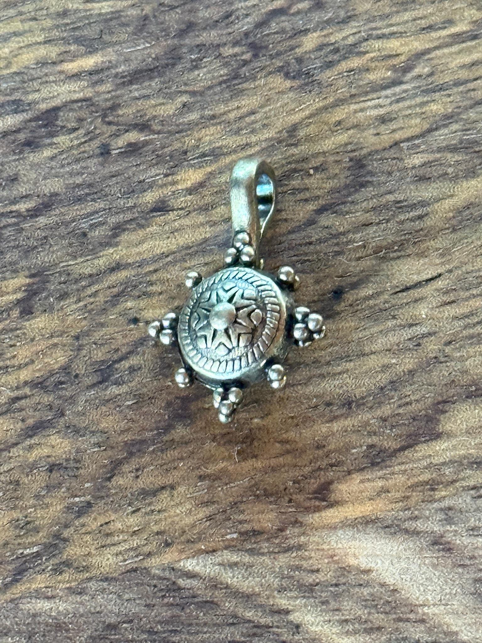 Wheel Of Dharma Mala Counter | Metal | Approx 5/8in x 3/4in | Tibet | Mala Bum Counter | Dharmachakra