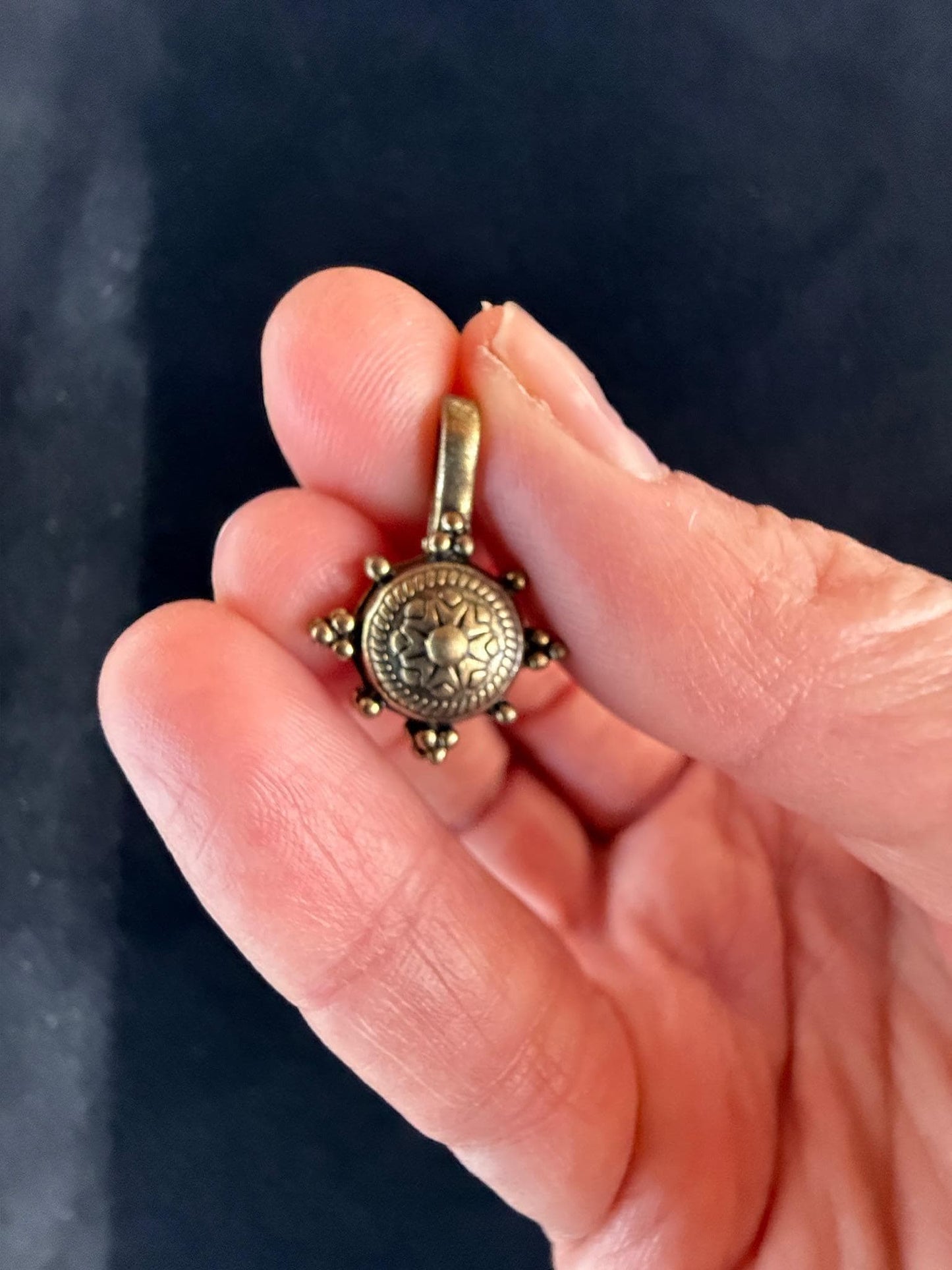 Wheel Of Dharma Mala Counter | Metal | Approx 5/8in x 3/4in | Tibet | Mala Bum Counter | Dharmachakra