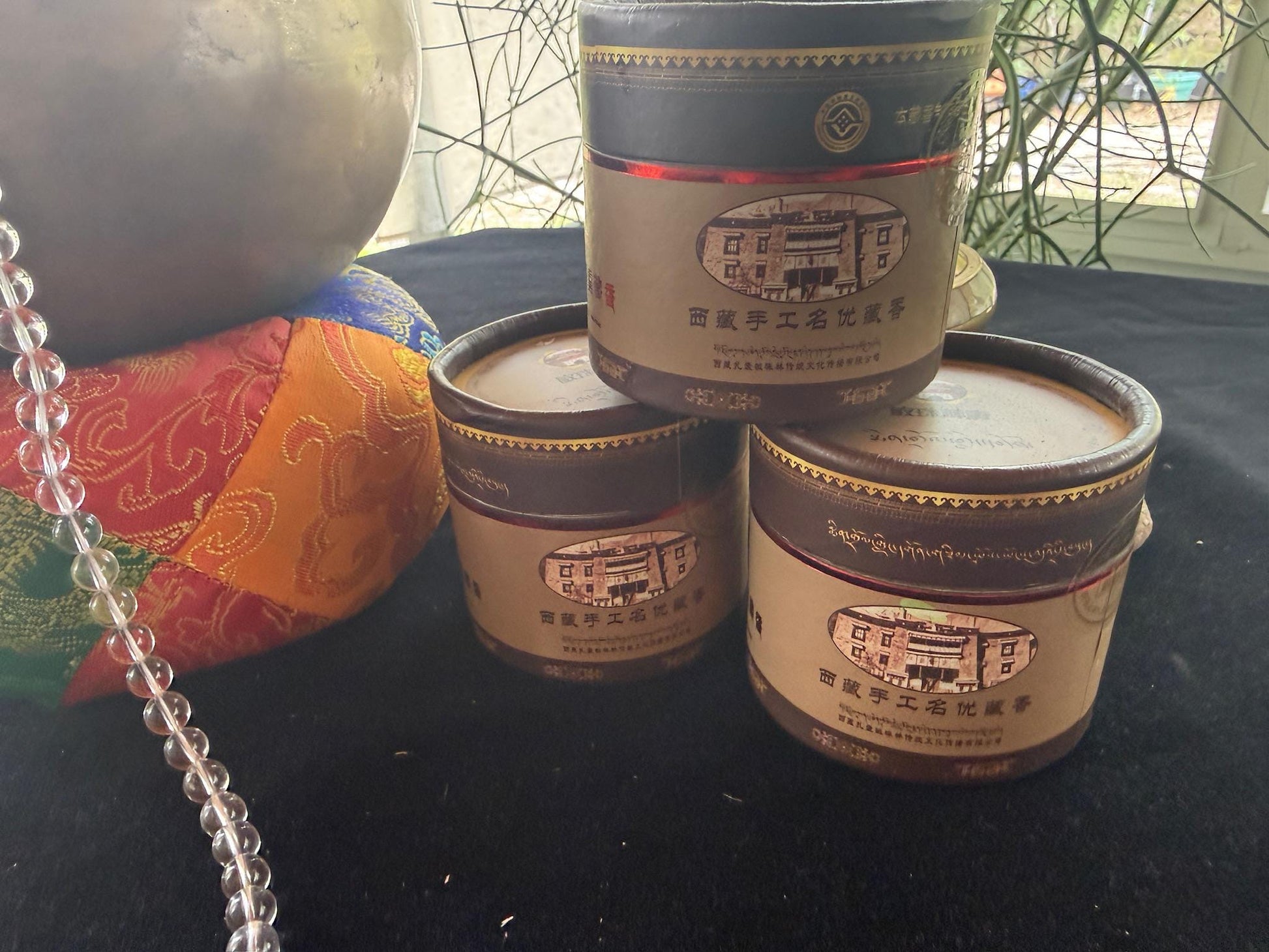 Mindroling Cone Incense Grade 1 | Tibet | 22 cones | 2 in high cones