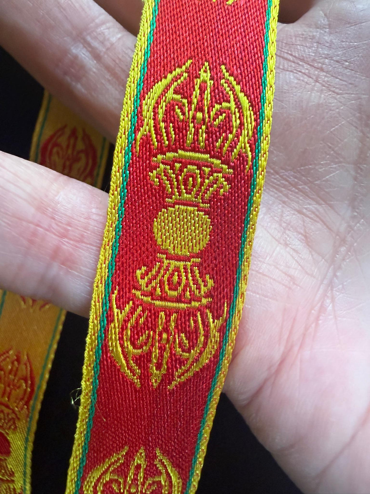 Dorje Embroidered Ribbon | 3/4 in wide | 1 yard | Reversible