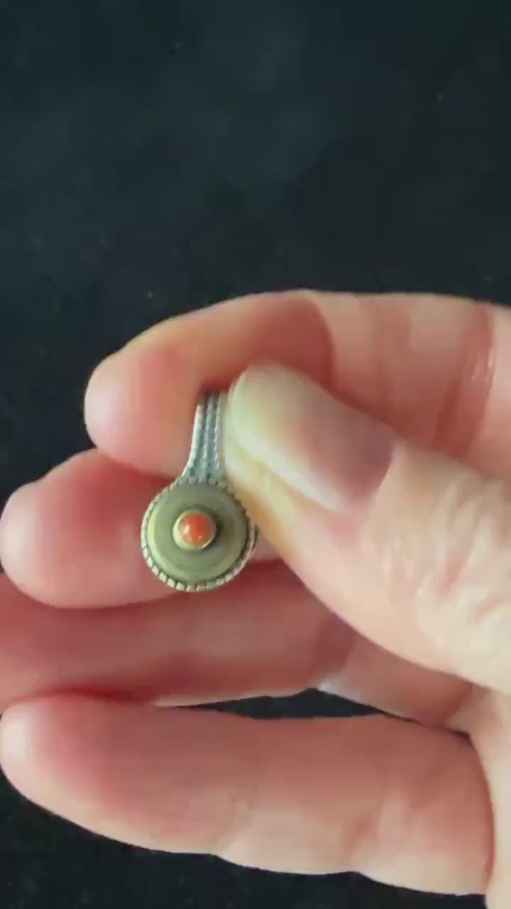 Om Mani Padme Hung Round Mala Counter | Metal | Approx 3/4in x 3/8in | Tibet | Mala Bum Counter | Chenrezig | 6 Syllable Mantra