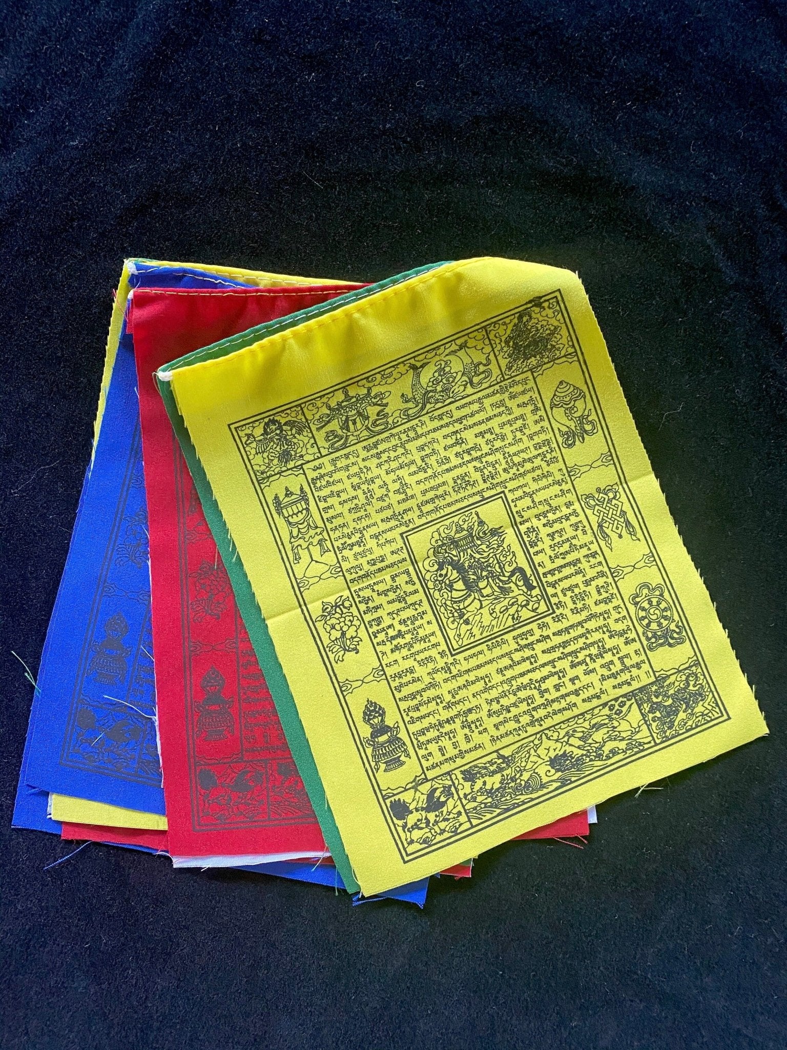 Windhorse Prayer Flags |Tibetan Prayer Flags | 6in x 7.5in | 1 set of 10 flags | Lung ta - The Incense Stick