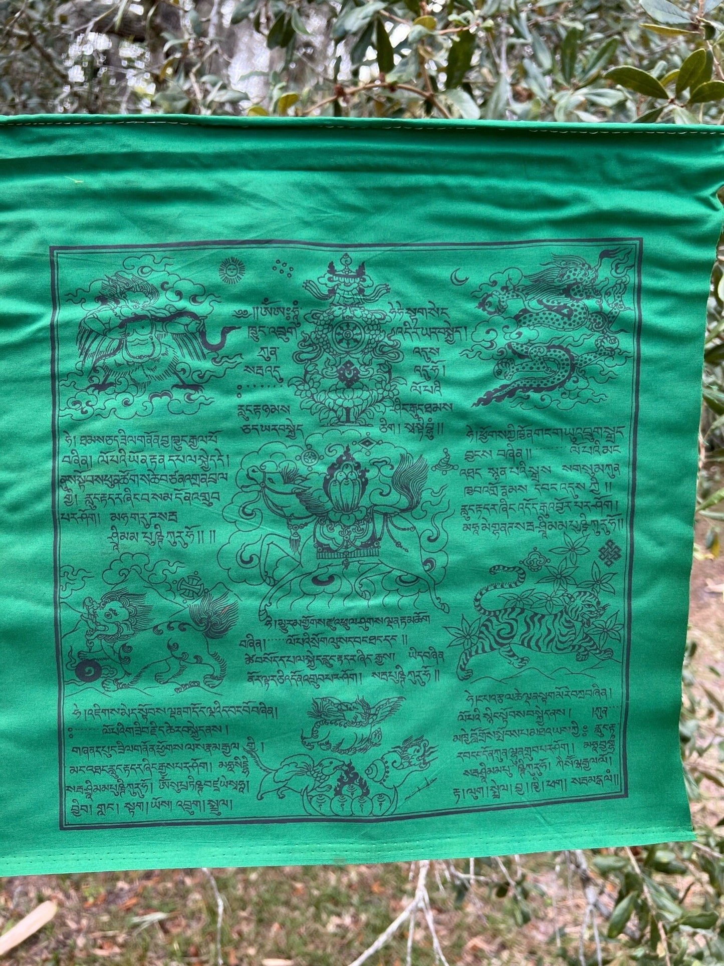 Windhorse| Tibetan Prayer Flags | 13 x 13 | Set of 25 | Lung Ta - The Incense Stick