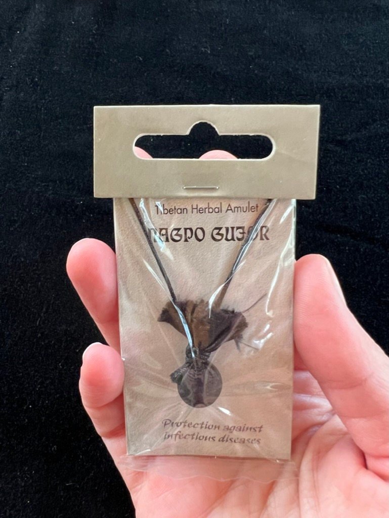 Nagpo Gujor Tibetan Herbal Amulet | Necklace | Protection Blessing - The Incense Stick